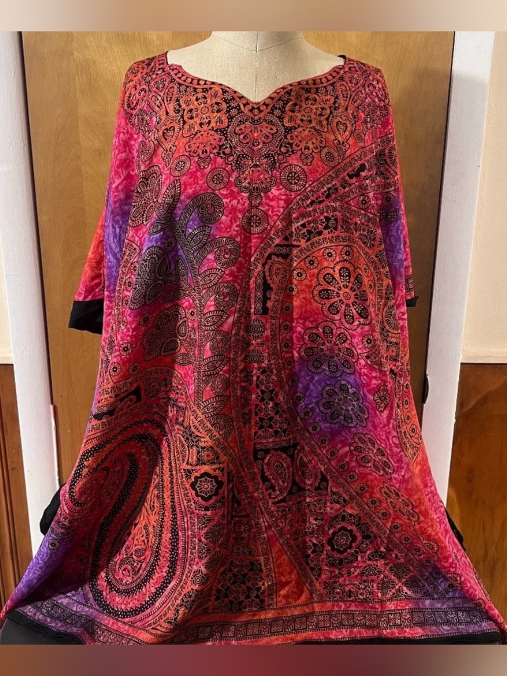 Good Times Womens Pink Orange Purple & Black Paisley Print Tunic Poncho One Size